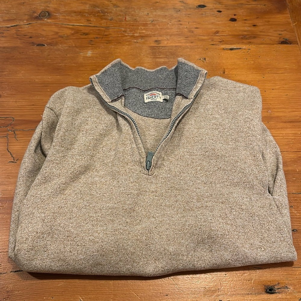 Faherty Tan Quarter Zip Long Sleeve Medium Sweater